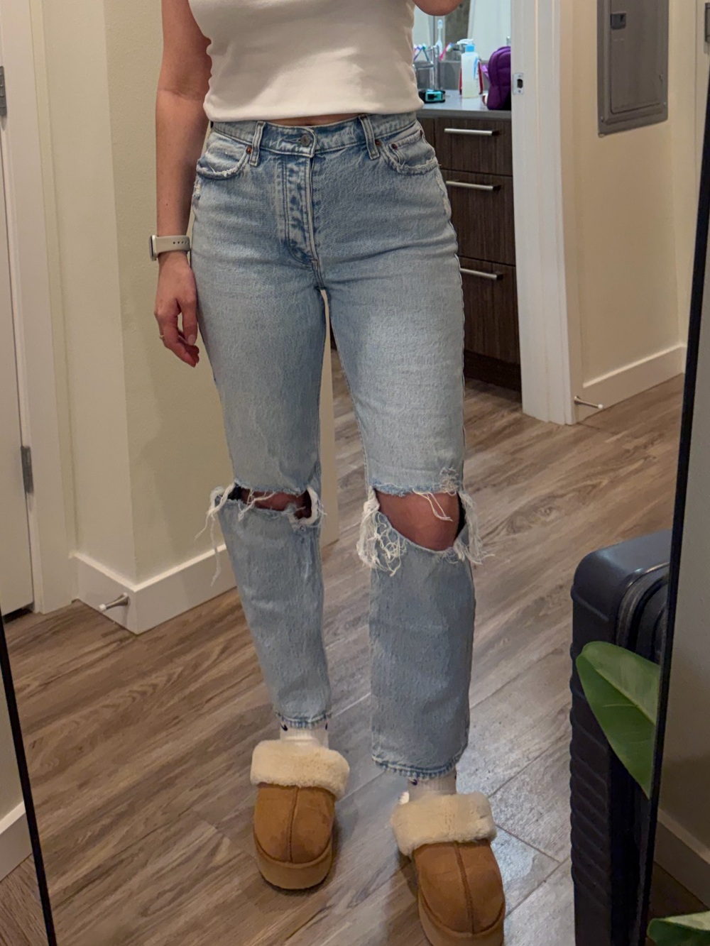 Abercrombie & Fitch High-Rise Dad Jeans